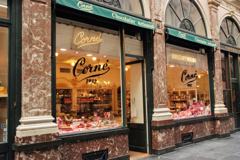 patisserie-BIOT-min_chocolate_chocolaterie_shop_luxury_chic_gallery_brussels_belgium-558146